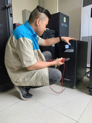 Kiểm tra UPS không lên nguồn