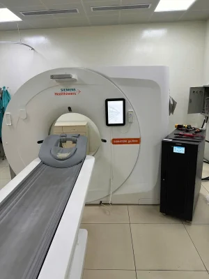 Bộ lưu điện UPS cho máy CT MRI X-Quang
